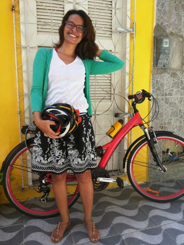 Look casaco verde saia Blog de Bike na Cidade Sheryda Lopes by Francisco Barbosa (3)